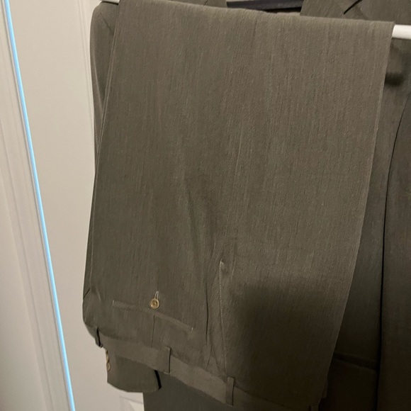 Armani suit. 44R. Lightweight for all seasons - Picture 4 of 5